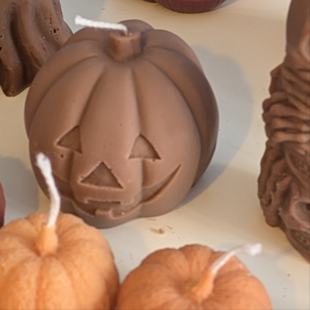 Upcycled wax - Autumn Halloween Candles