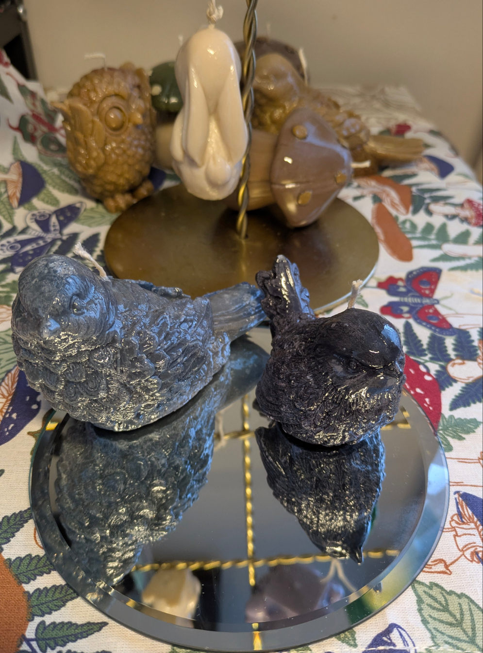 Small Black Stirling Bird - Gloss Candle - VitaUnlimited