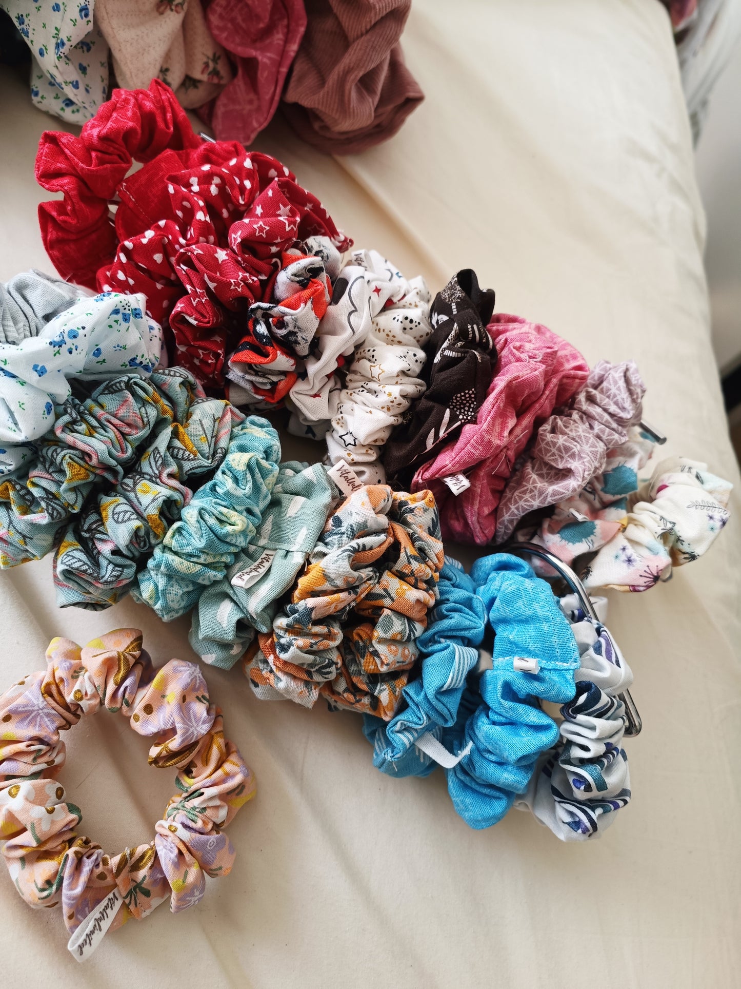 xxs Patterned Scrunchies