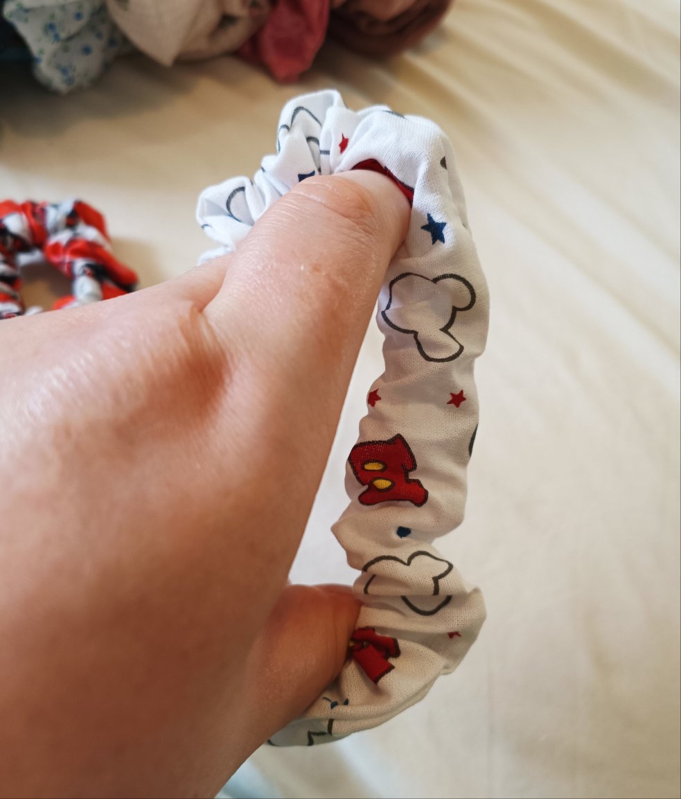 xxs Patterned Scrunchies