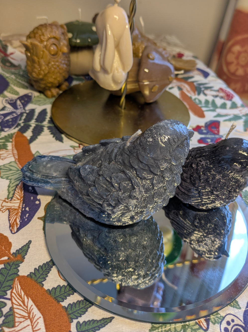 Large Grey Stirling Bird - Gloss Candle - VitaUnlimited