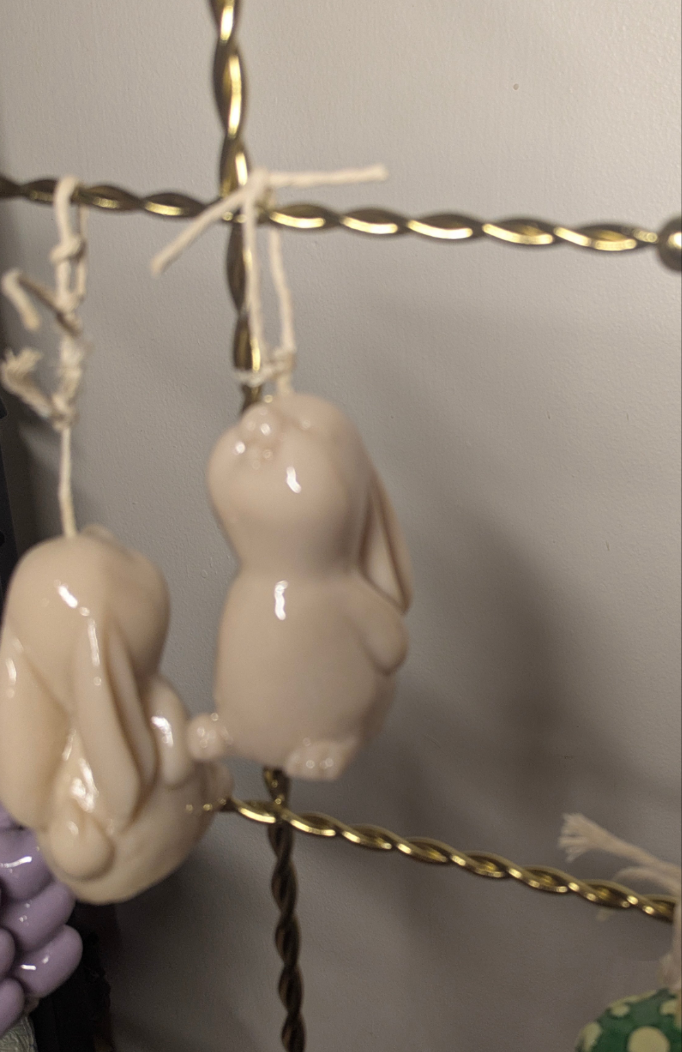 Cute Spring Bunny - Gloss Candle - VitaUnlimited