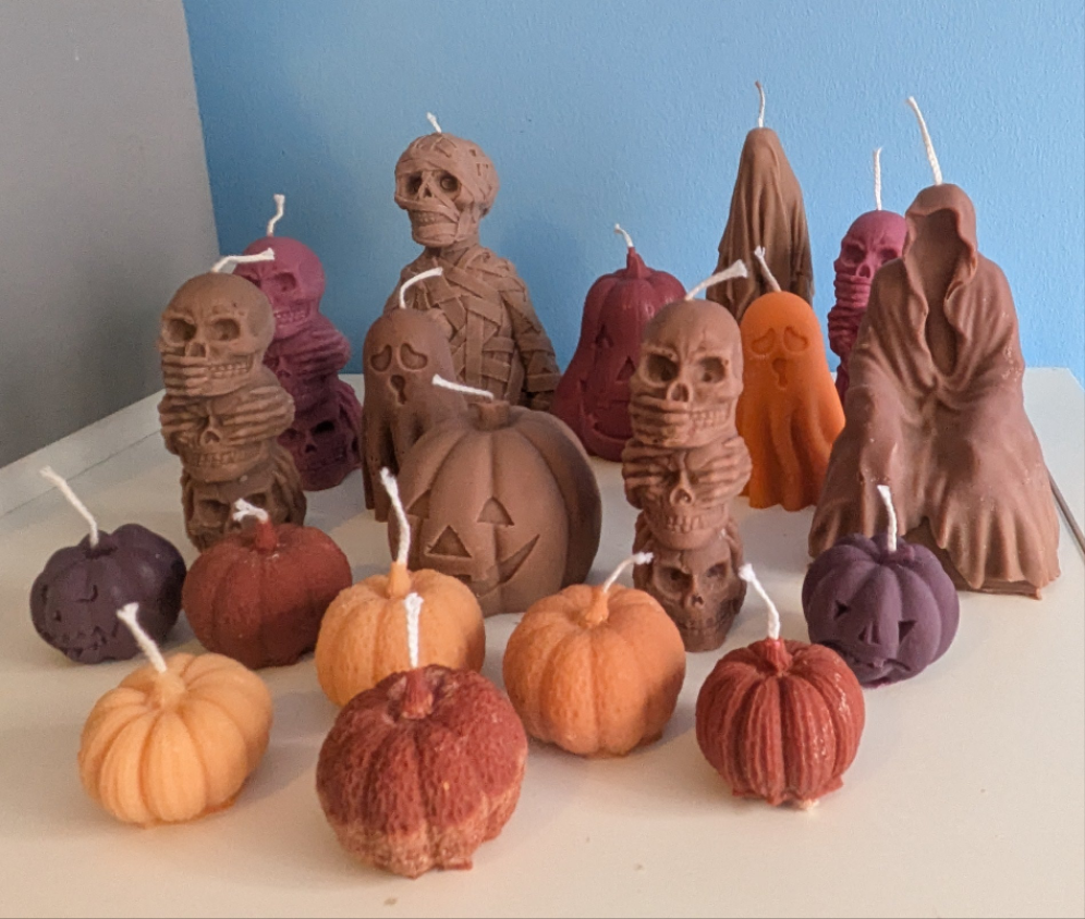 Upcycled wax -  Autumn Halloween Candles