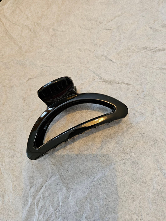 Black Medium Hair Claw - VitaUnlimited