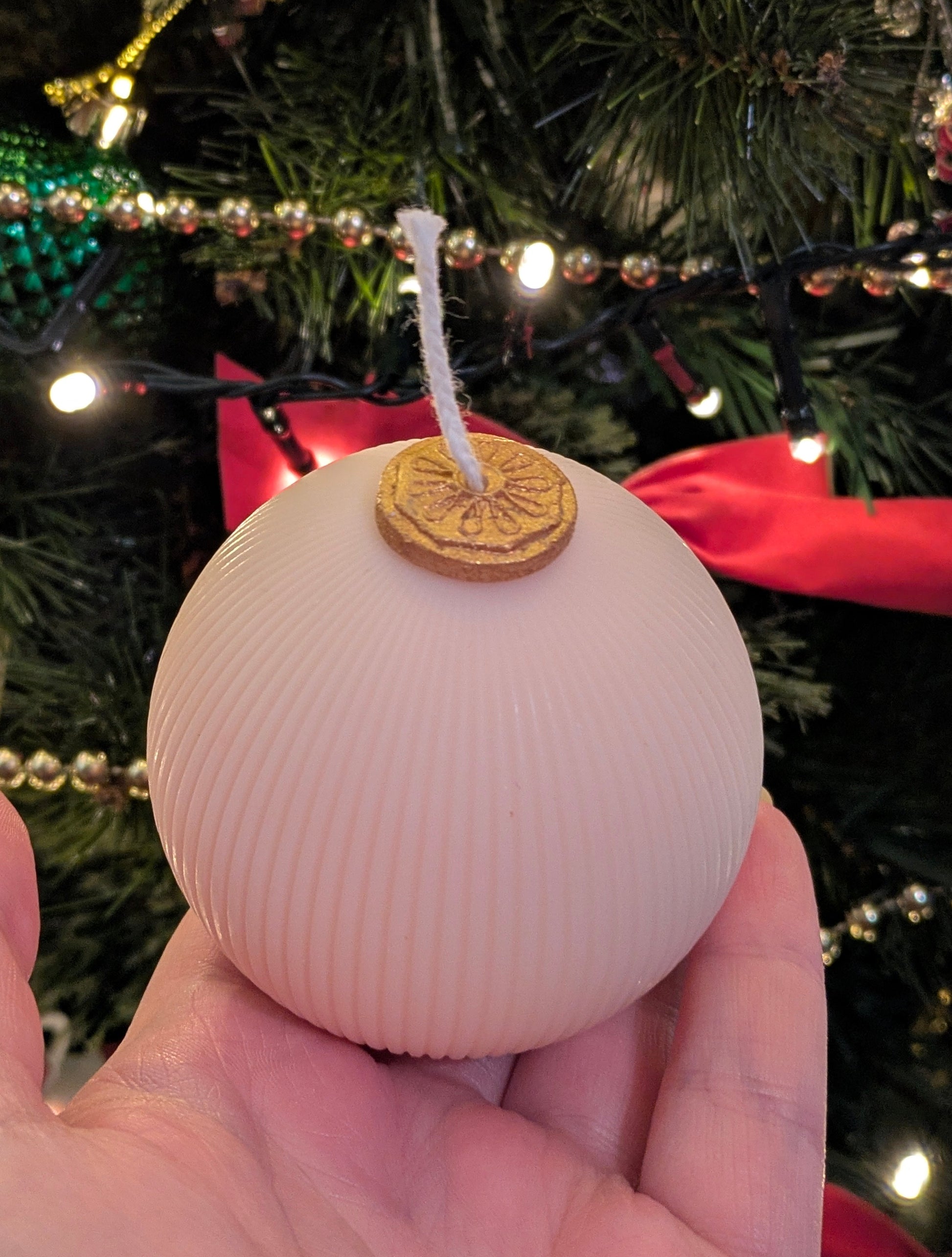 Christmas Vintage Bauble Candles - White Ribbed - VitaUnlimited