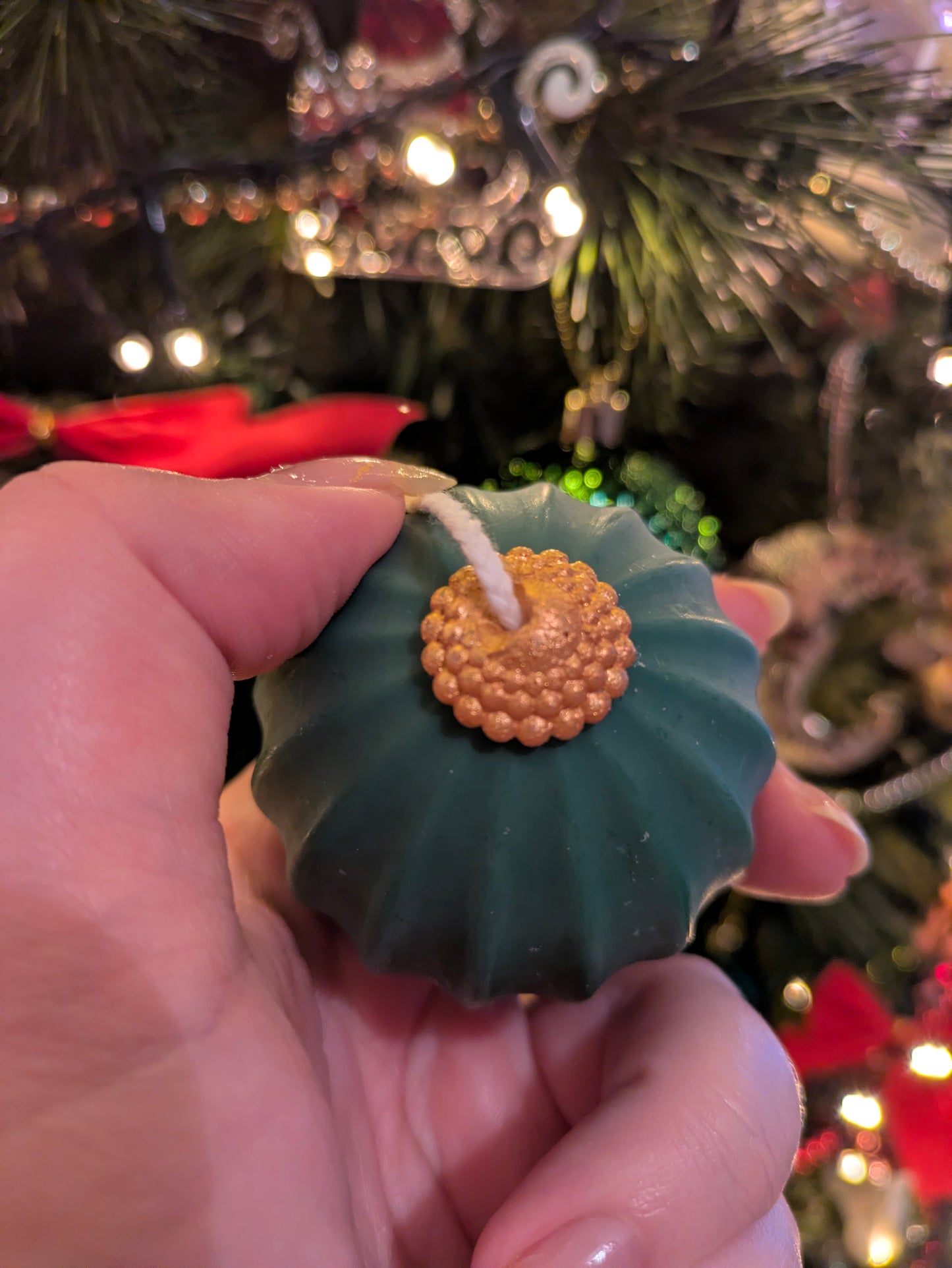 Christmas Vintage Bauble Candles - Green Pleated - VitaUnlimited