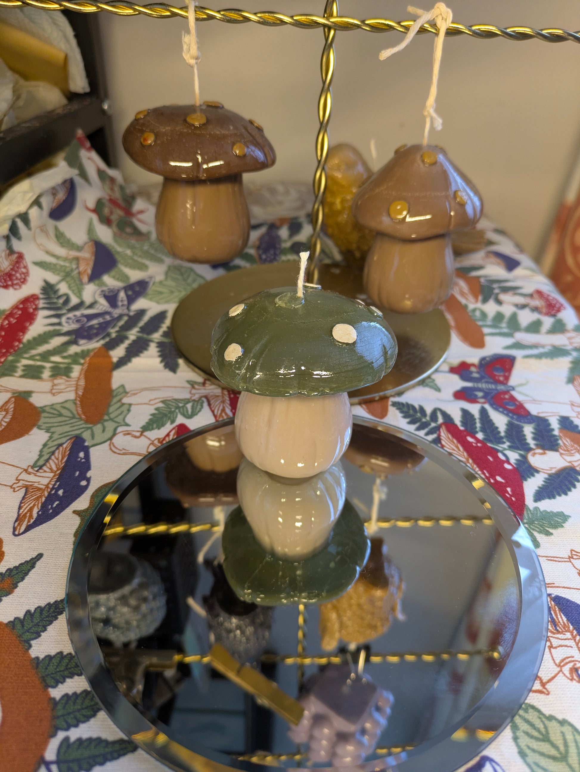 Small Green Mushroom - Gloss Candle - VitaUnlimited