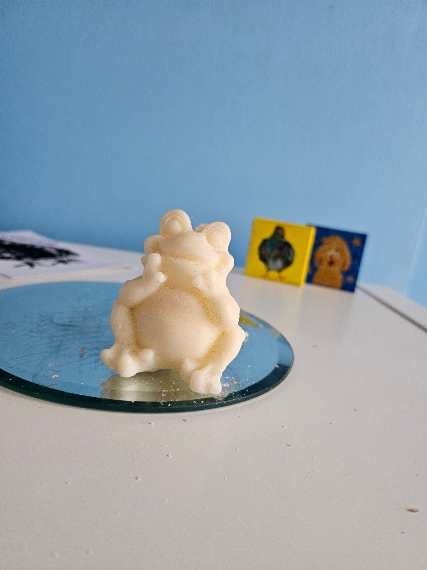 Small White Frog Candle - VitaUnlimited